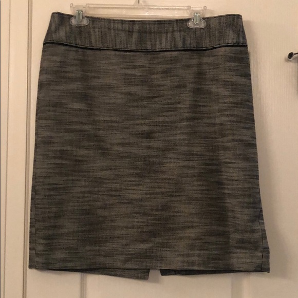 Suit - Picture 2 of 6